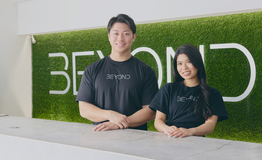 BEYONDのトレーナー